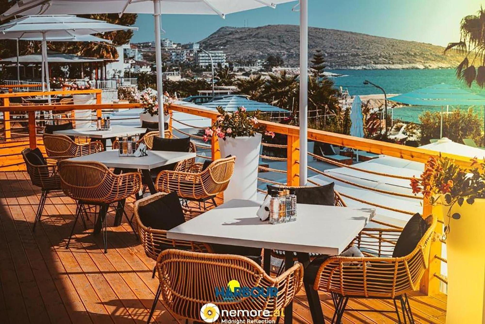 Harbour Hotel Sarandë Exteriör bild